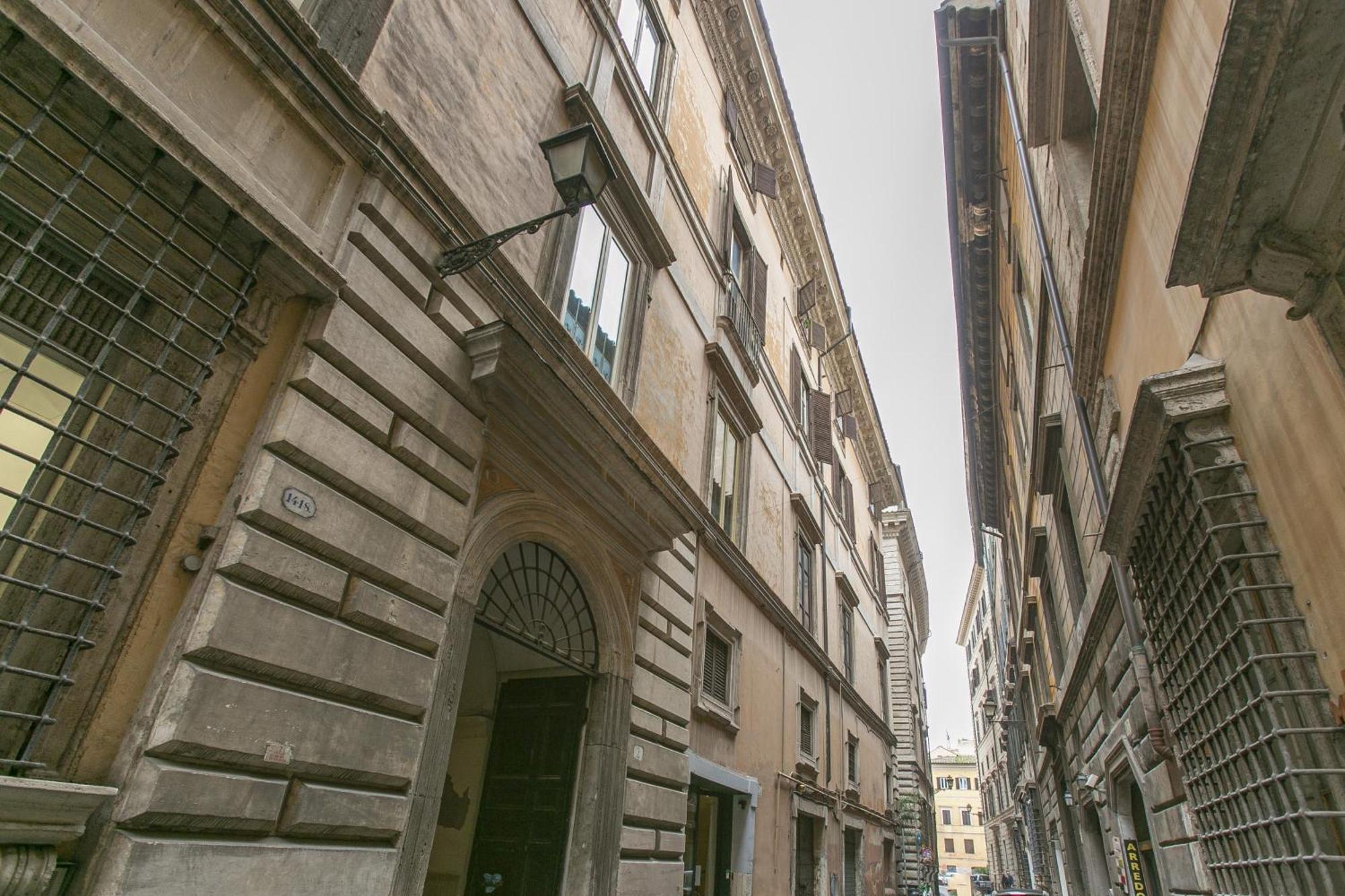 Pantheon Palazzo Nari Apartment โรม ภายนอก รูปภาพ