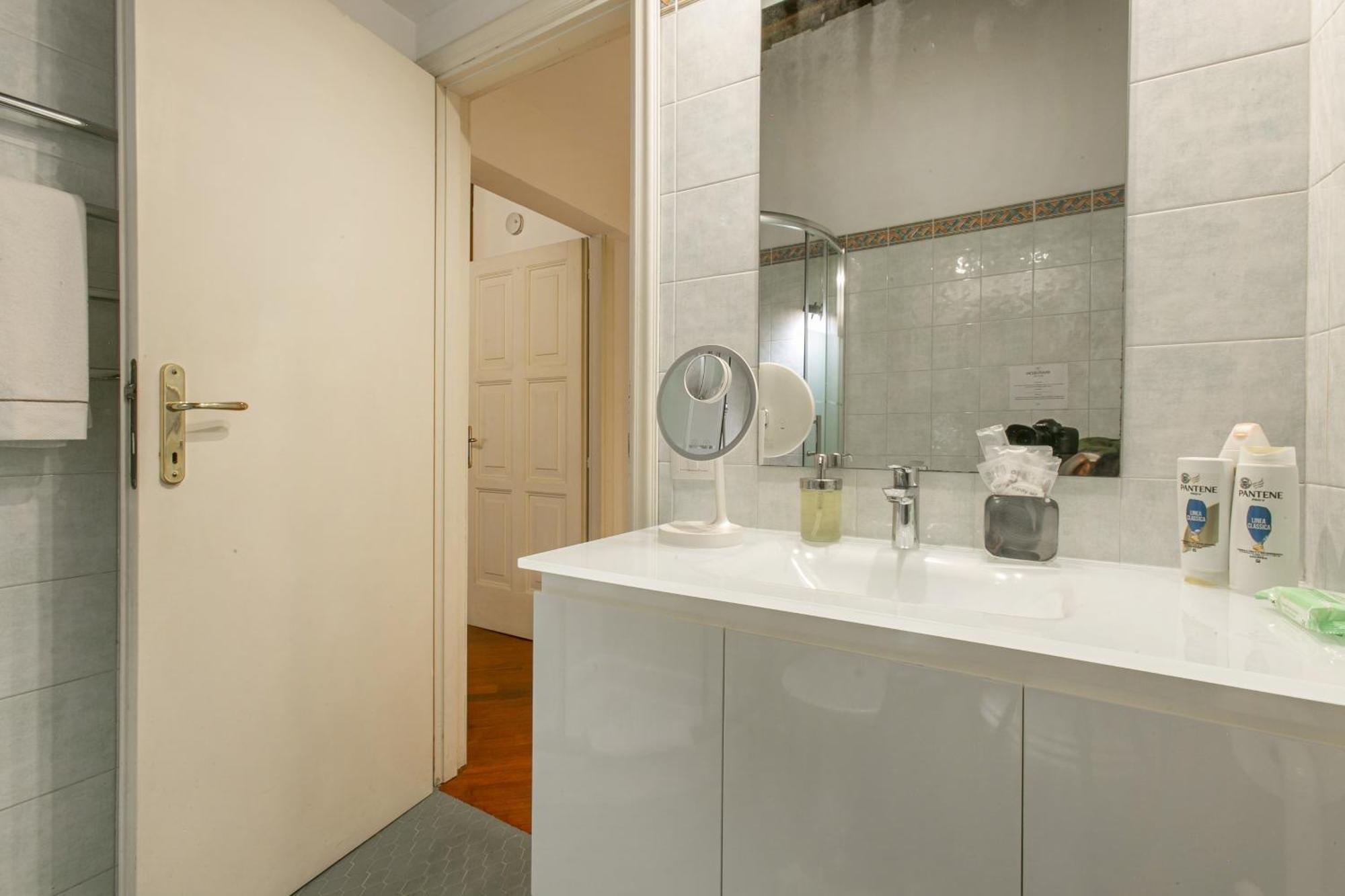Pantheon Palazzo Nari Apartment โรม ภายนอก รูปภาพ
