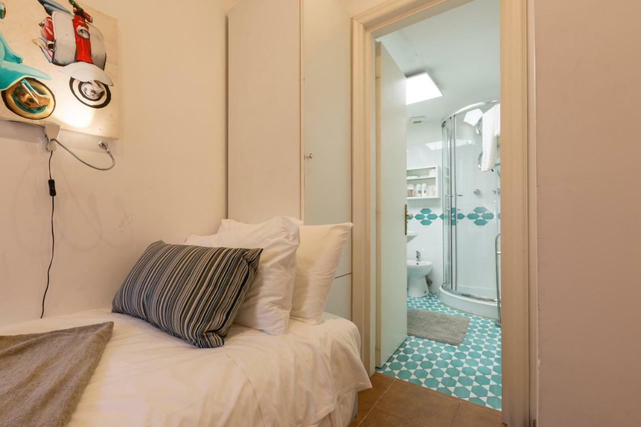 Pantheon Palazzo Nari Apartment โรม ภายนอก รูปภาพ